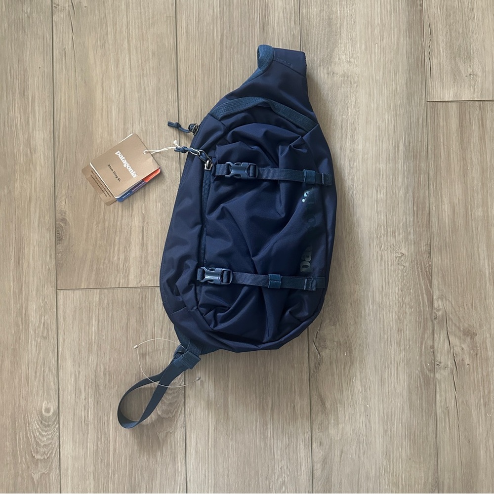 Patagonia Atom Men's Navy Sling Bag 8L